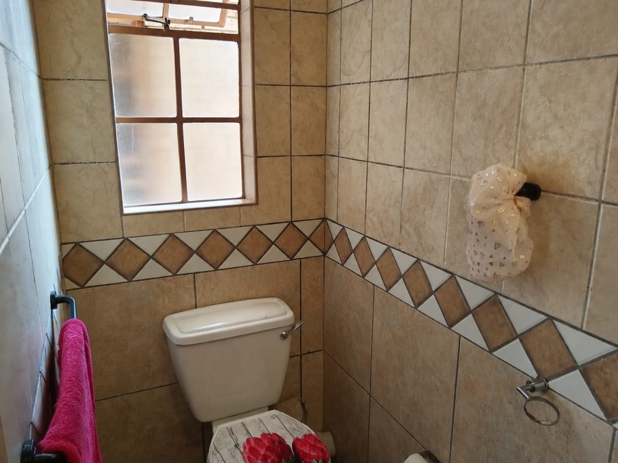 1 Bedroom Property for Sale in Die Bult North West